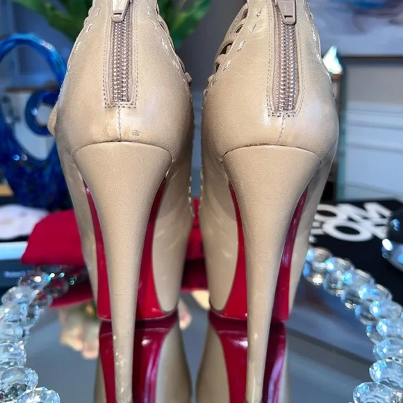 Christian Louboutin Zoulou Strappy Platform Heels 160 - Picture 16 of 17